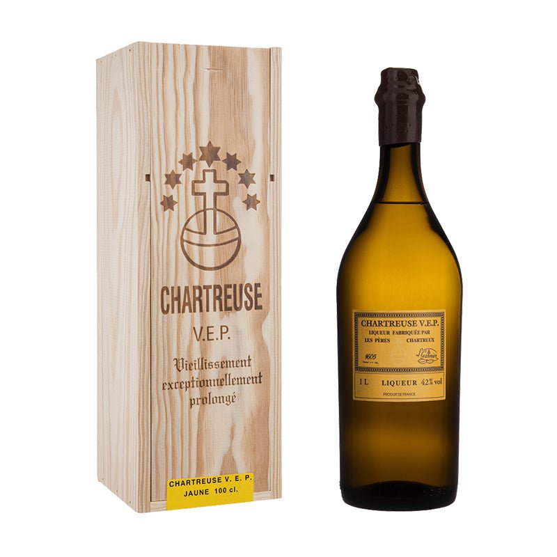 Chartreuse VEP Yellow 1L - Uptown Spirits